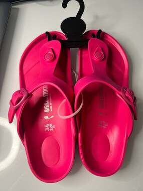 Birkenstock Gizeh EVA Thong Sandals in Beetroot Purple